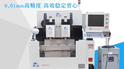 精雕機滾珠螺桿為精密的機械零件組裝，所以在使用時需注意下列事項